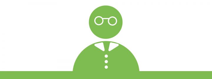 Grafik: eine grüne Figur mit Kragen, Knöpfen und Brille
